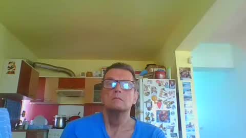 Snapshot of ulmeni4 chatting on April 2026 11:09:01 AM ulmeni4 online show from April 2026 11:09:01 AM