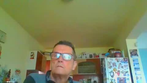Snapshot of ulmeni4 chatting on April 2026 10:29:01 AM ulmeni4 online show from April 2026 10:29:01 AM