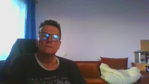 ulmeni7 online show from June 2026 06:01:01 PM