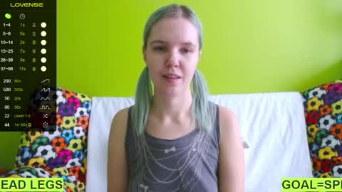 Roxy online show from February 2025 01:25:01 PM