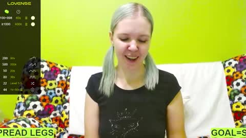 Roxy online show from February 2025 07:16:01 PM