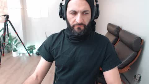 ultratoaster online show from January 2025 05:08:02 AM