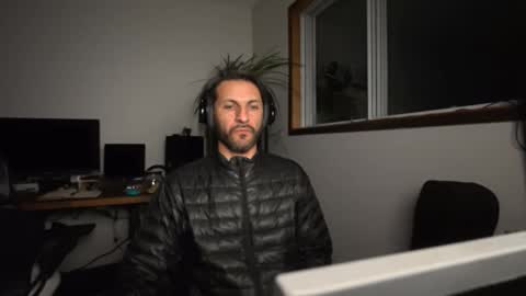 Snapshot of ultratoaster chatting on April 2026 06:13:05 AM ultratoaster online show from April 2026 06:13:05 AM