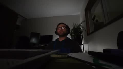 Snapshot of ultratoaster chatting on April 2026 07:11:02 AM ultratoaster online show from April 2026 07:11:02 AM