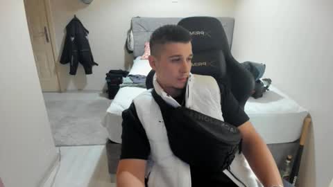 hi im mike tyson -  online show from September 2025 06:31:01 PM