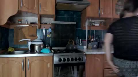 Ulyana online show from October 2025 06:41:02 AM