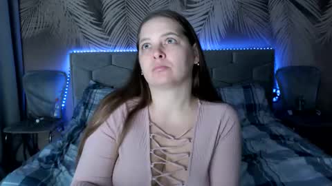 Ulyana online show from November 2025 08:03:01 AM