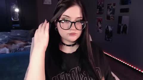 Julia online show from December 2024 02:53:02 AM