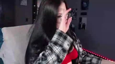 Julia online show from December 2024 02:47:01 AM