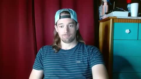 Andrew online show from October 2025 02:21:02 AM