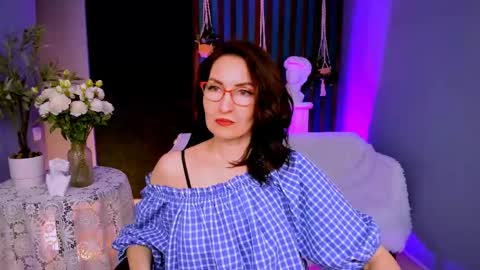 UnaTera online show from April 2026 06:29:02 AM