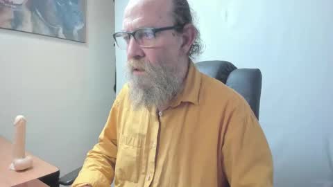 Uncle Hottie online show from March 2026 05:41:02 PM