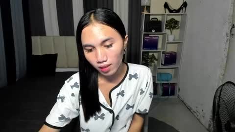 uncut_jelay online show from June 2026 07:49:02 PM