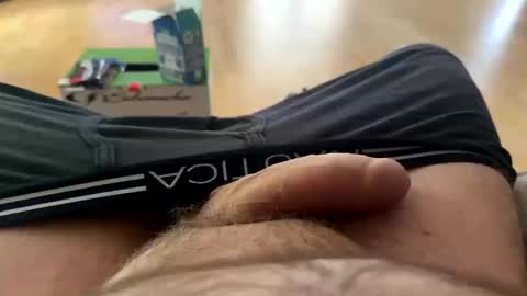 Snapshot of uncutbutter chatting on October 2025 05:58:02 PM uncutbutter online show from October 2025 05:58:02 PM