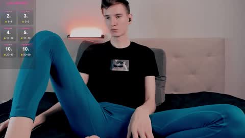 Kyle online show from November 2025 01:43:03 PM