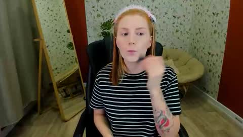 Call me Mira  thumbs up its make me happy online show from December 2025 08:49:01 PM