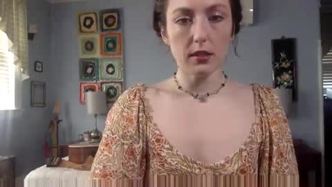 Lola Moonstone online show from May 2026 02:24:02 PM