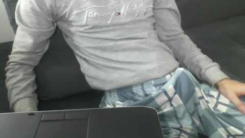 uniqueboy22 online show from March 2026 11:41:01 PM