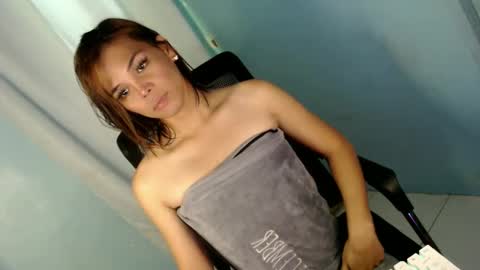 Snapshot of unknown_trans18 chatting on March 2025 02:26:02 AM unknown_trans18 online show from March 2025 02:26:02 AM