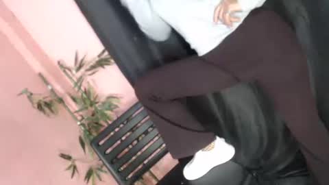 unknown_trans18 online show from April 2026 01:23:02 AM