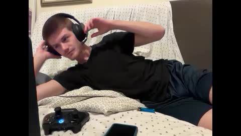 Snapshot of unverifiedbwc chatting on March 2025 10:08:02 PM Stepbro online show from March 2025 10:08:02 PM