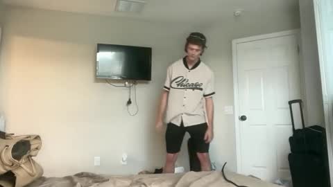 Snapshot of unverifiedbwc chatting on September 2025 08:10:01 PM Stepbro online show from September 2025 08:10:01 PM