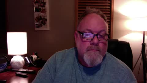 Snapshot of up2later chatting on February 2025 01:41:02 AM up2later online show from February 2025 01:41:02 AM