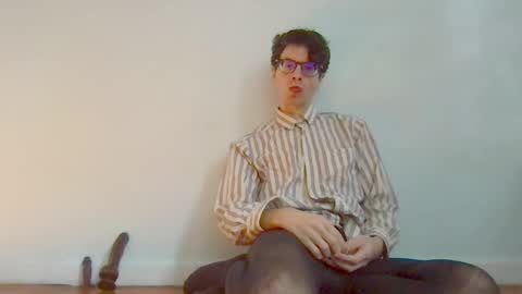 deaf mute boy online show from October 2025 06:58:02 PM