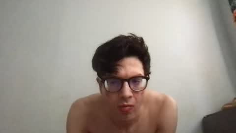 Snapshot of upsetboy chatting on June 2026 07:14:01 PM deaf mute boy online show from June 2026 07:14:01 PM