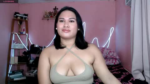 Snapshot of ur_baby_rebbecca chatting on June 2026 11:25:02 AM SINGLE online show from June 2026 11:25:02 AM