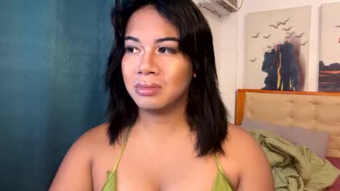 Vee online show from November 2025 03:48:01 AM