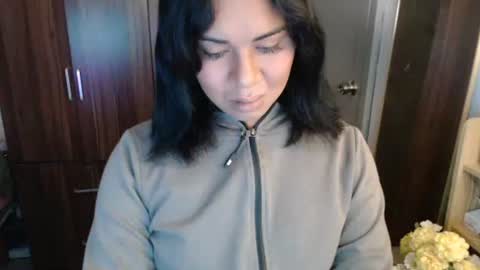 Vee online show from January 2026 01:21:02 AM