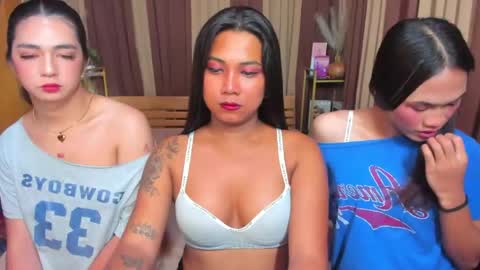 Snapshot of ur_girl_dwalker chatting on April 2026 11:57:02 AM ur_girl_dwalker online show from April 2026 11:57:02 AM