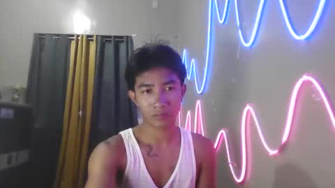 Snapshot of ur_hottestjonny chatting on April 2026 10:43:01 AM jonny online show from April 2026 10:43:01 AM