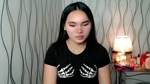 QUEENSY online show from November 2025 10:59:02 PM