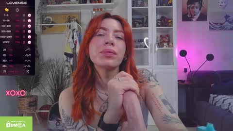 Olivia Kaufman online show from October 2025 08:26:01 AM