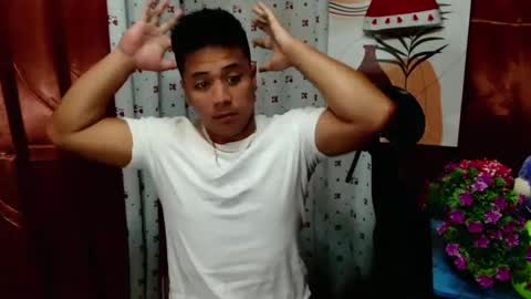 Snapshot of ur_pinoydave chatting on December 2024 07:18:01 AM Dave online show from December 2024 07:18:01 AM