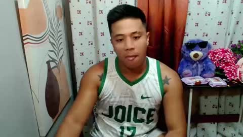 Snapshot of ur_pinoydave chatting on February 2025 06:20:02 PM Dave online show from February 2025 06:20:02 PM