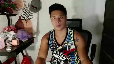 Snapshot of ur_pinoydave chatting on April 2026 08:51:01 AM Dave online show from April 2026 08:51:01 AM