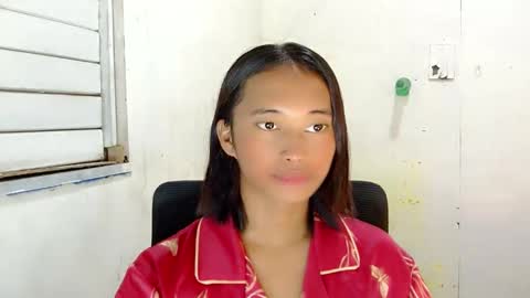 Ellie online show from February 2026 04:45:01 AM