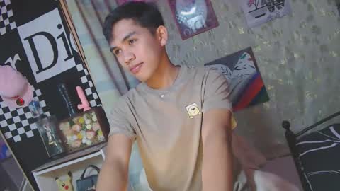 Snapshot of ur_shan21 chatting on March 2026 01:43:02 AM ur_shan21 online show from March 2026 01:43:02 AM