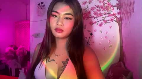 Snapshot of ur_ultimatedreamgirlxoxo chatting on April 2026 07:55:02 PM HelloIm Girly online show from April 2026 07:55:02 PM
