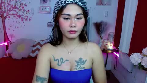 HelloIm  Tina   online show from December 2025 11:54:01 PM