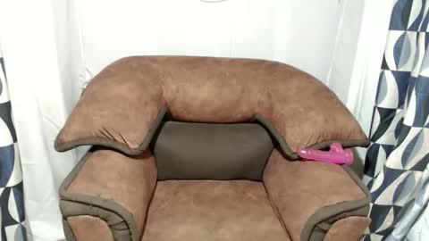 urasian_cassey online show from October 2025 01:44:01 PM