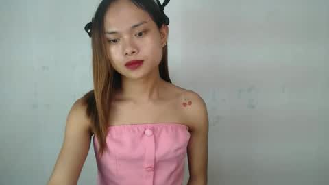 urasian_crisa online show from May 2026 10:36:01 AM