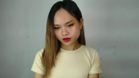 urasian_crisa online show from May 2026 09:28:01 AM