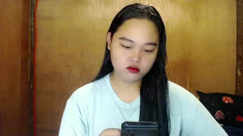 Snapshot of urasian_hotchix69 chatting on January 2025 09:43:02 AM Lycah online show from January 2025 09:43:02 AM