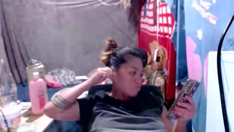 Snapshot of urasian_joy chatting on March 2026 04:50:01 AM urasian_joy online show from March 2026 04:50:01 AM