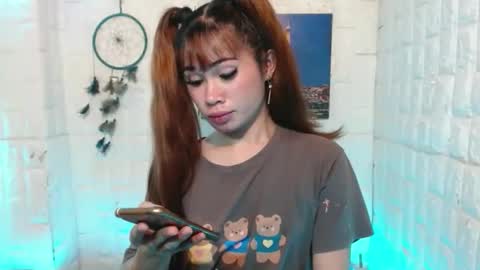 Snapshot of urasian_khalifa21 chatting on March 2026 06:37:01 PM Shirley online show from March 2026 06:37:01 PM