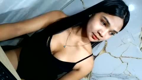 Snapshot of urasian_latinaxxx chatting on July 2026 11:01:02 AM urasian_latinaxxx online show from July 2026 11:01:02 AM